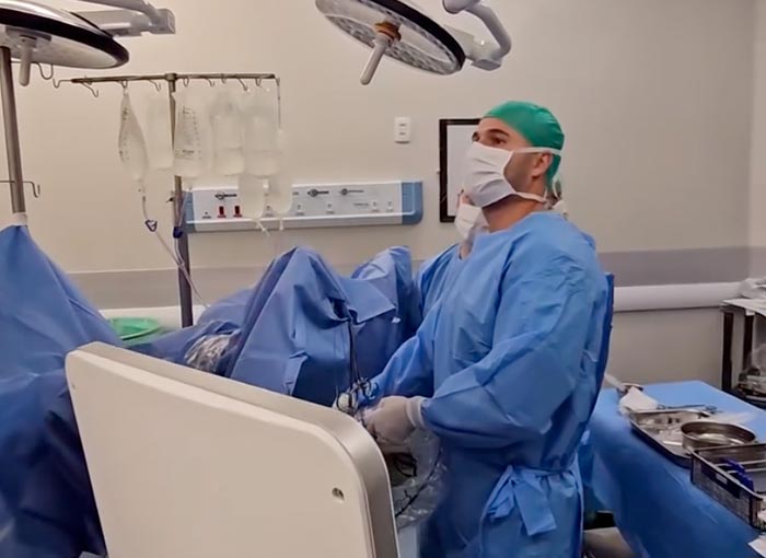 Dr. Lucas Schulze - Urologista